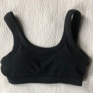 ALO Yoga Wellness Bra color black Small
